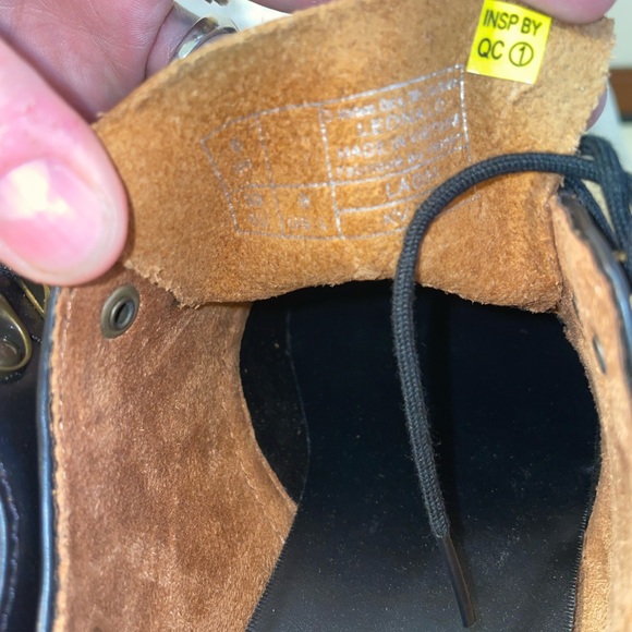 Dr. Martens Black Leona Low Women Size 8 - Picture 4 of 6